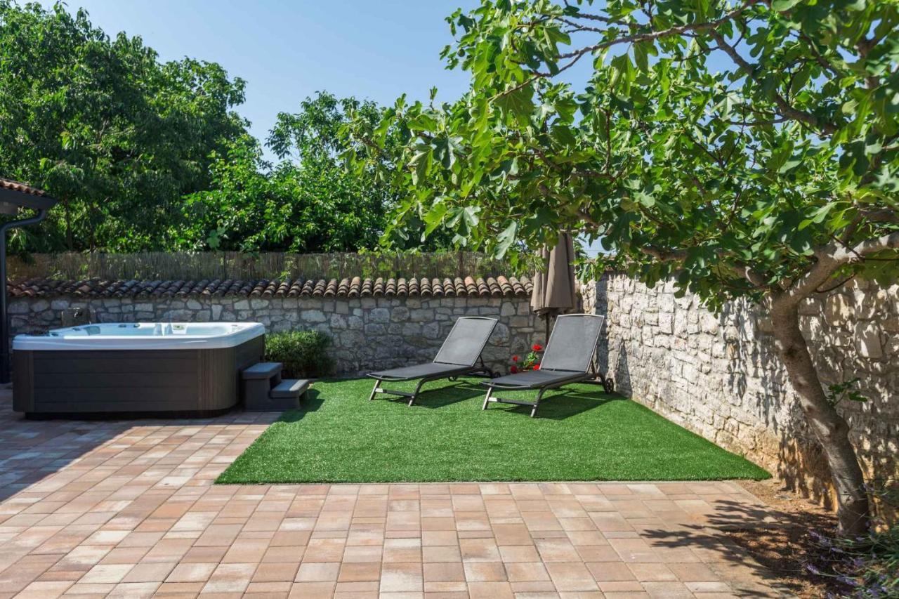 Holiday Home In Porec - Istrien 43261 Exterior foto